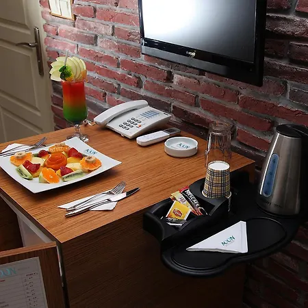 Hotel Moon Resi̇dence